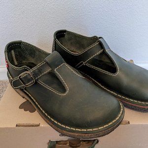 Duckfeet Lolland Green Leather Mary Jane Size 10.5-11